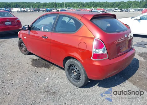 2008 Hyundai Accent Gs z USA, uszkodzony, nr VIN KMHCM36C38U070046